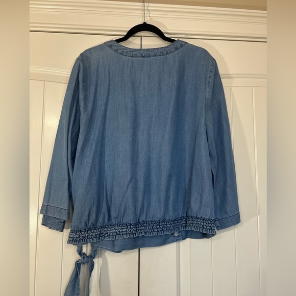 Cato Chambray/Denim Wrap Top with 3/4 Length Sleeves. Size 18. Slimming Design! - Picture 3 of 10